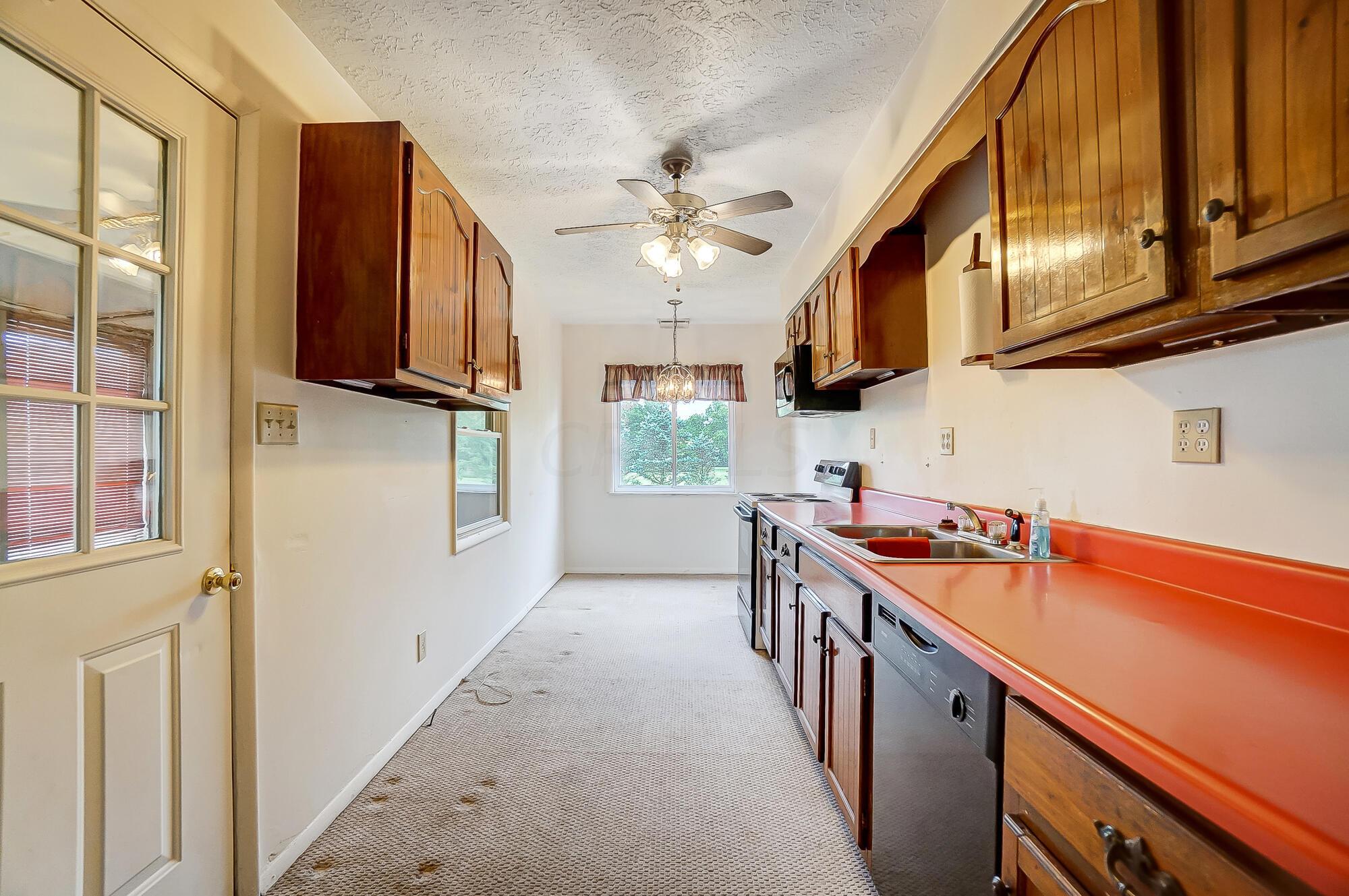 9343 McCord Road Orient, OH 43146 - Photo 16 of 47 016
