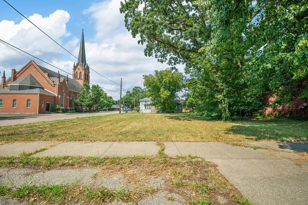 $22,500 | 124 South State Street, Niles, MI 49120