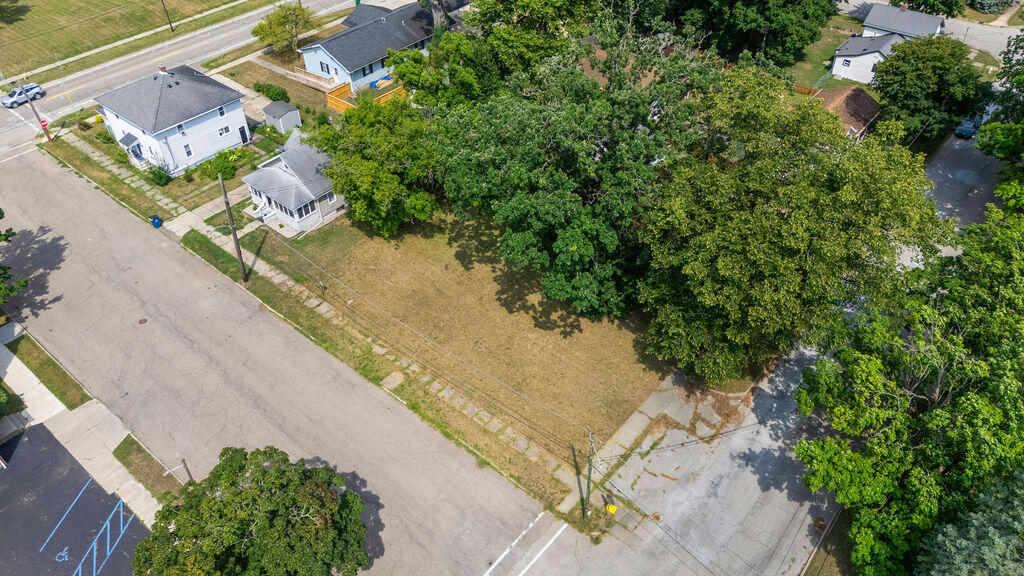 124 South State Street Niles, MI 49120 - Photo 7 of 13 a7