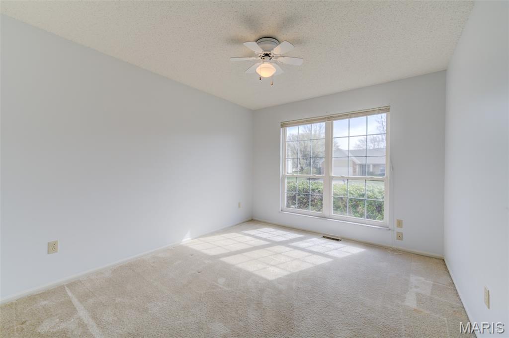 2143 Alexandria Row O'Fallon, MO 63368 - Photo 26 of 37