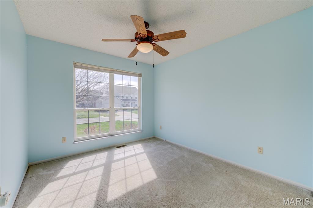 2143 Alexandria Row O'Fallon, MO 63368 - Photo 28 of 37