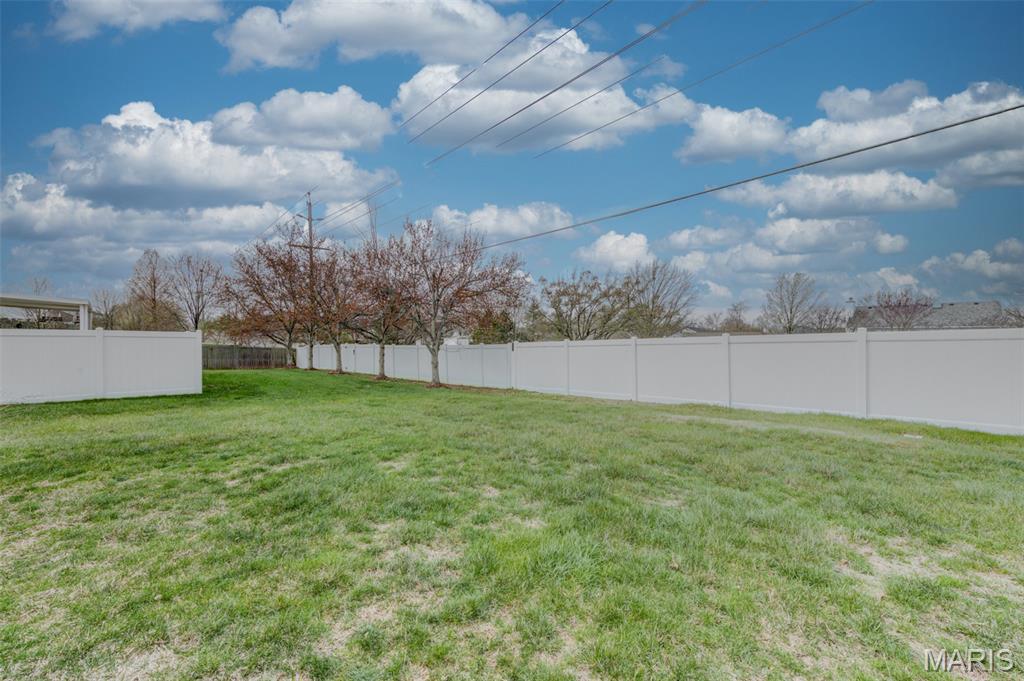 2143 Alexandria Row O'Fallon, MO 63368 - Photo 32 of 37