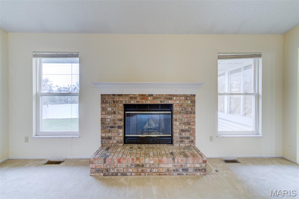 2143 Alexandria Row O'Fallon, MO 63368 - Photo 10 of 37