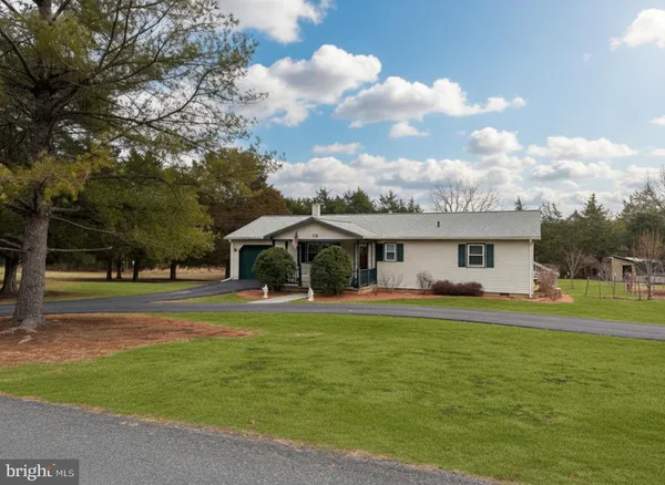 $373,900 | 15 River Lakes Drive, Strasburg, VA 22657