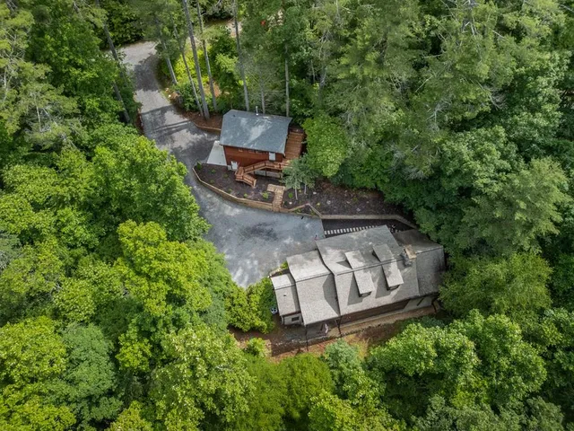 an aerial view of a sink with a yard