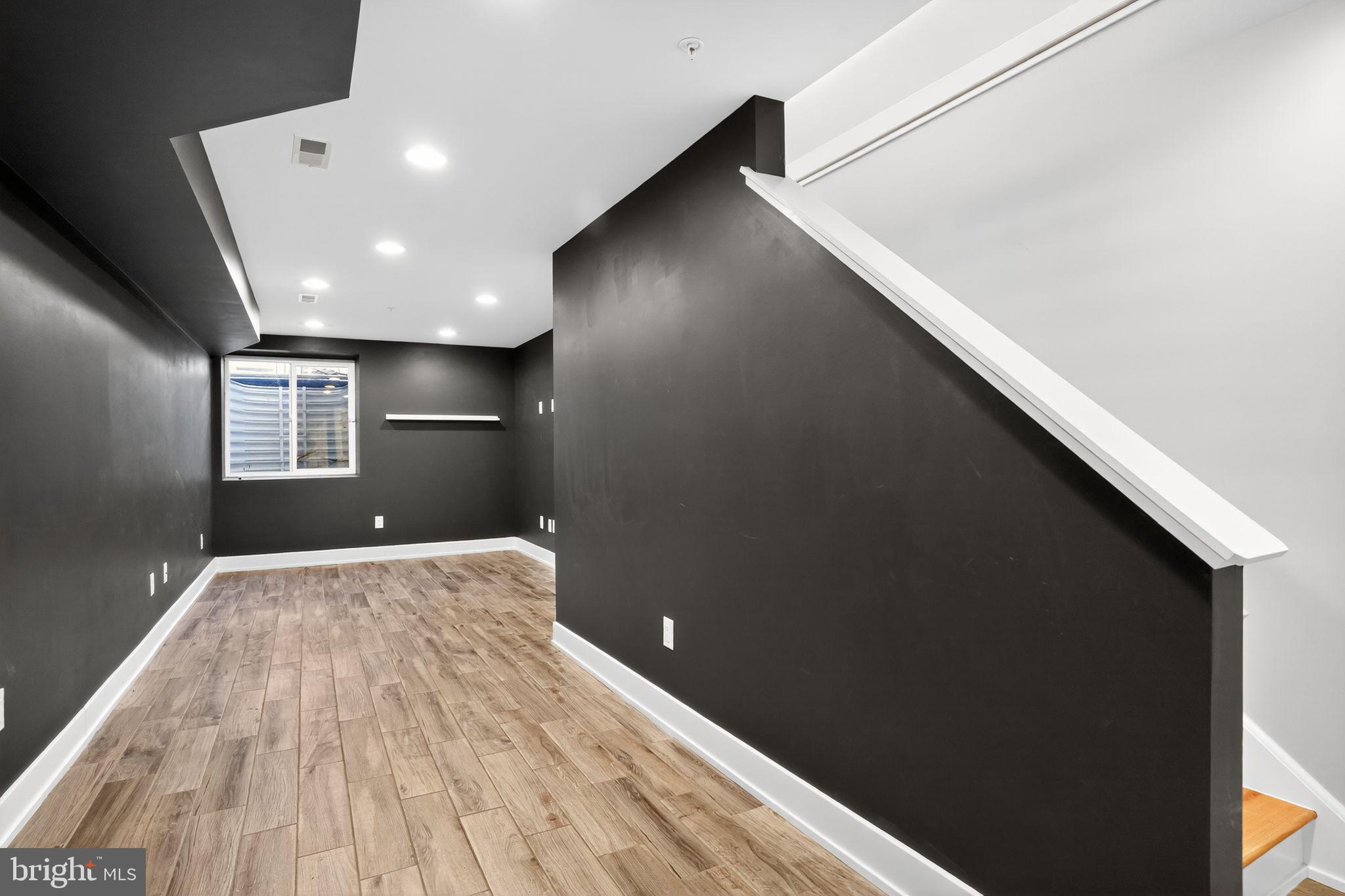 419 Emily Street Philadelphia, PA 19148 - Photo 14 of 34 a view of empty room