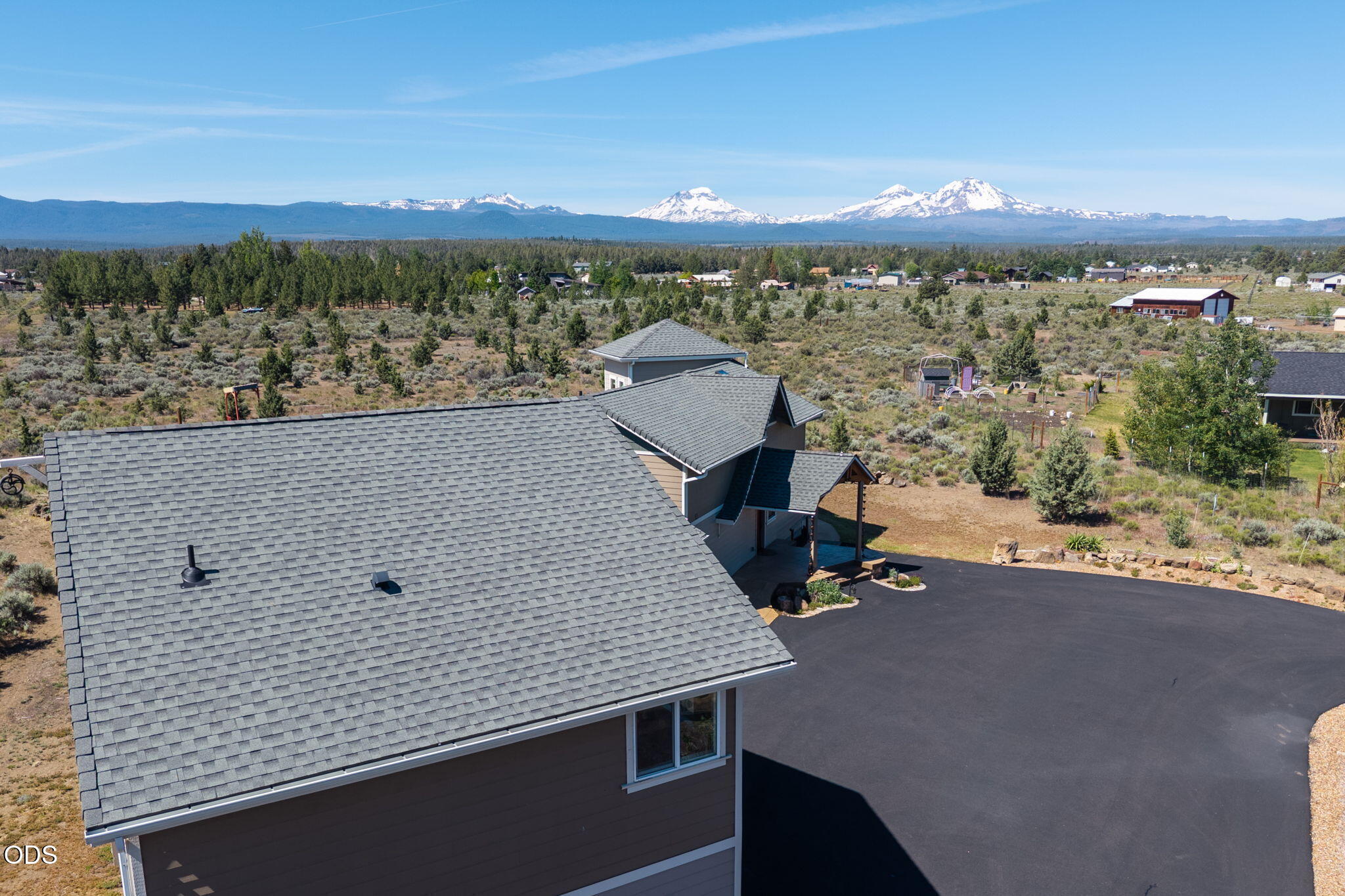 66967 Lance Road Bend, OR 97703 - Photo 47 of 58