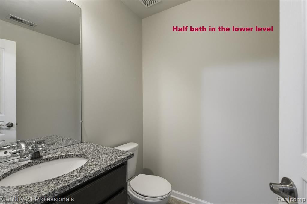 855 Barclay Circle Rochester Hills, MI 48307 - Photo 26 of 30