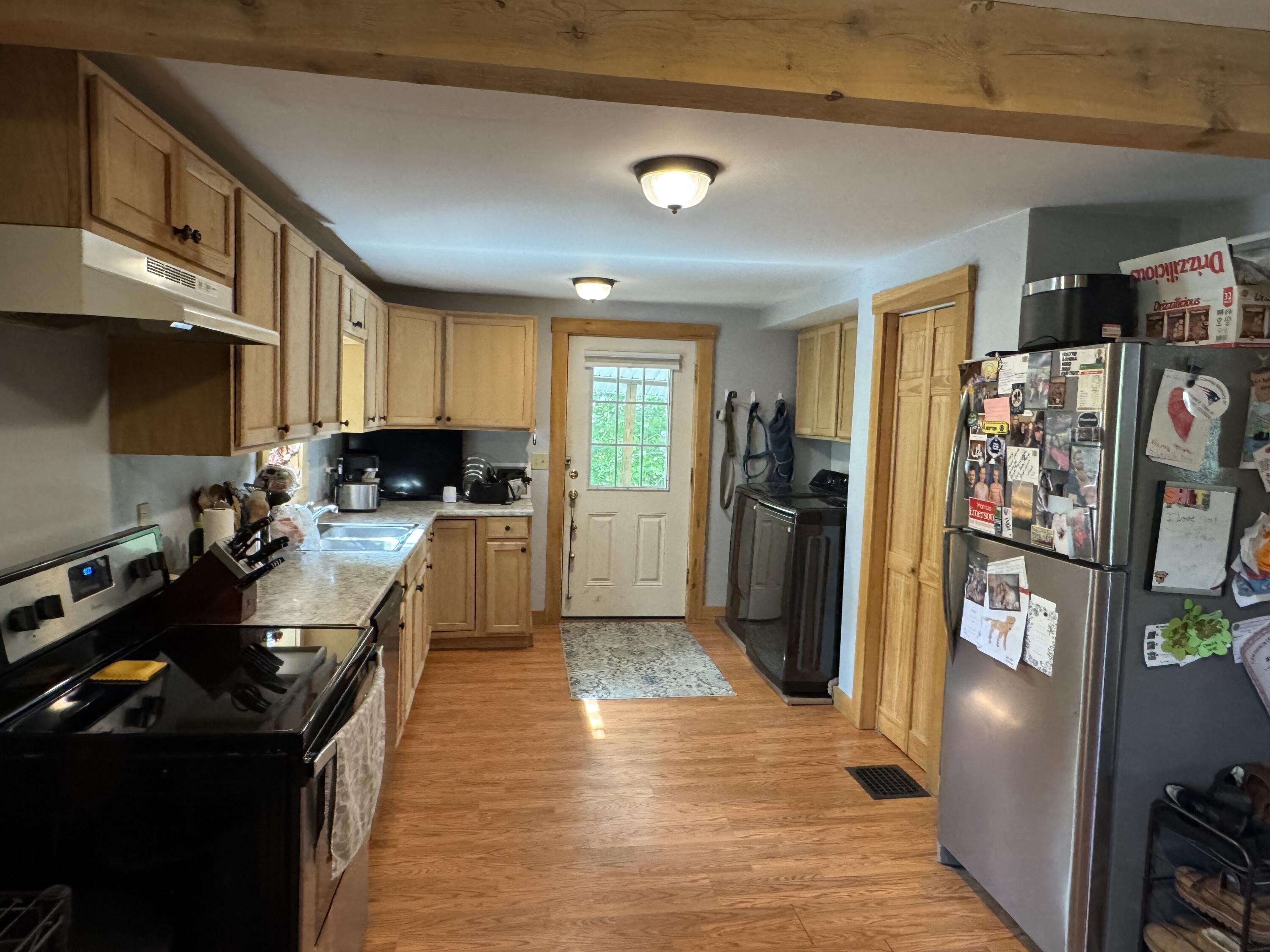 7 Federal Street Augusta, ME 04330 - Photo 2 of 23 Kitchen