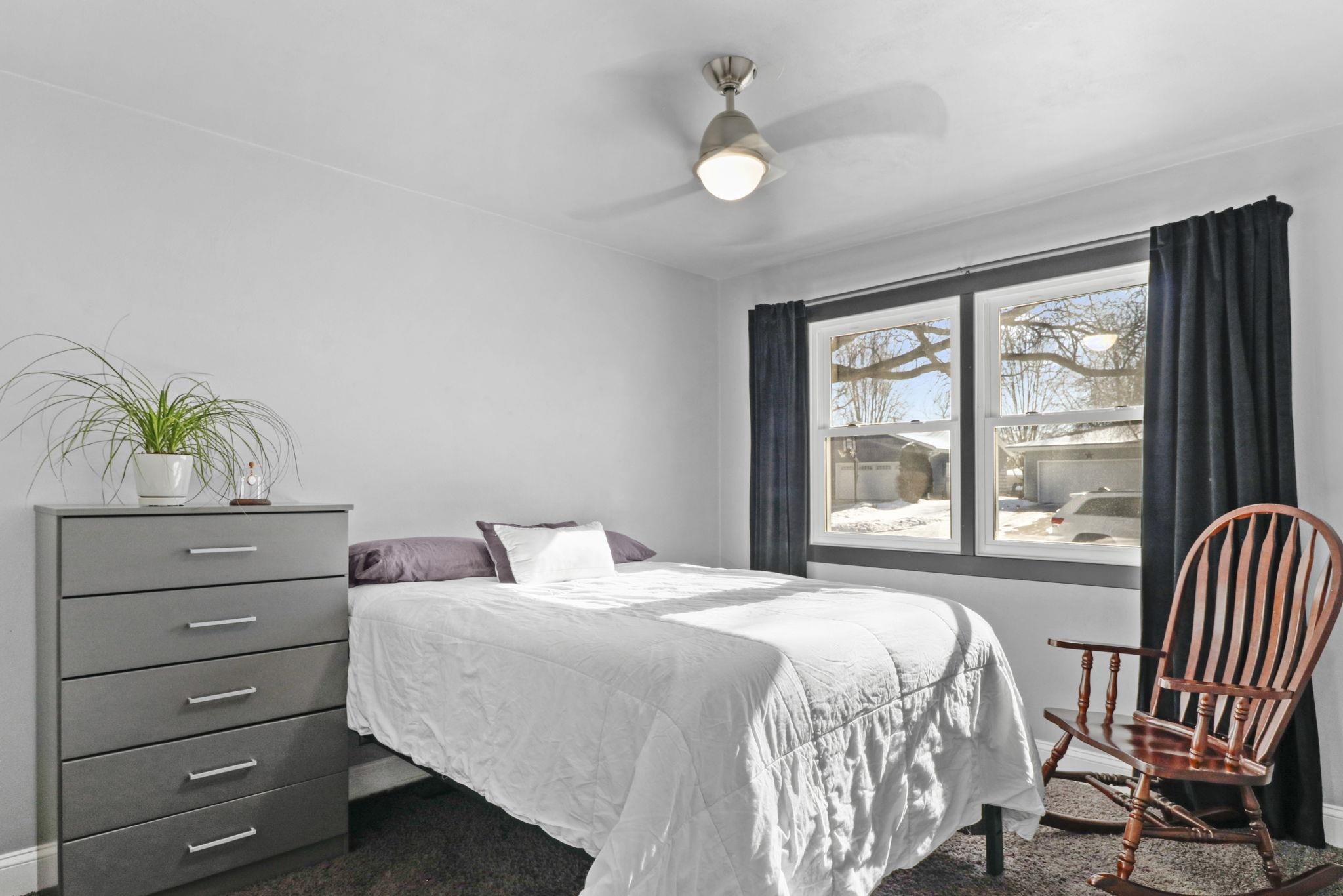 132 West MacArthur Street Sun Prairie, WI 53590 - Photo 19 of 36