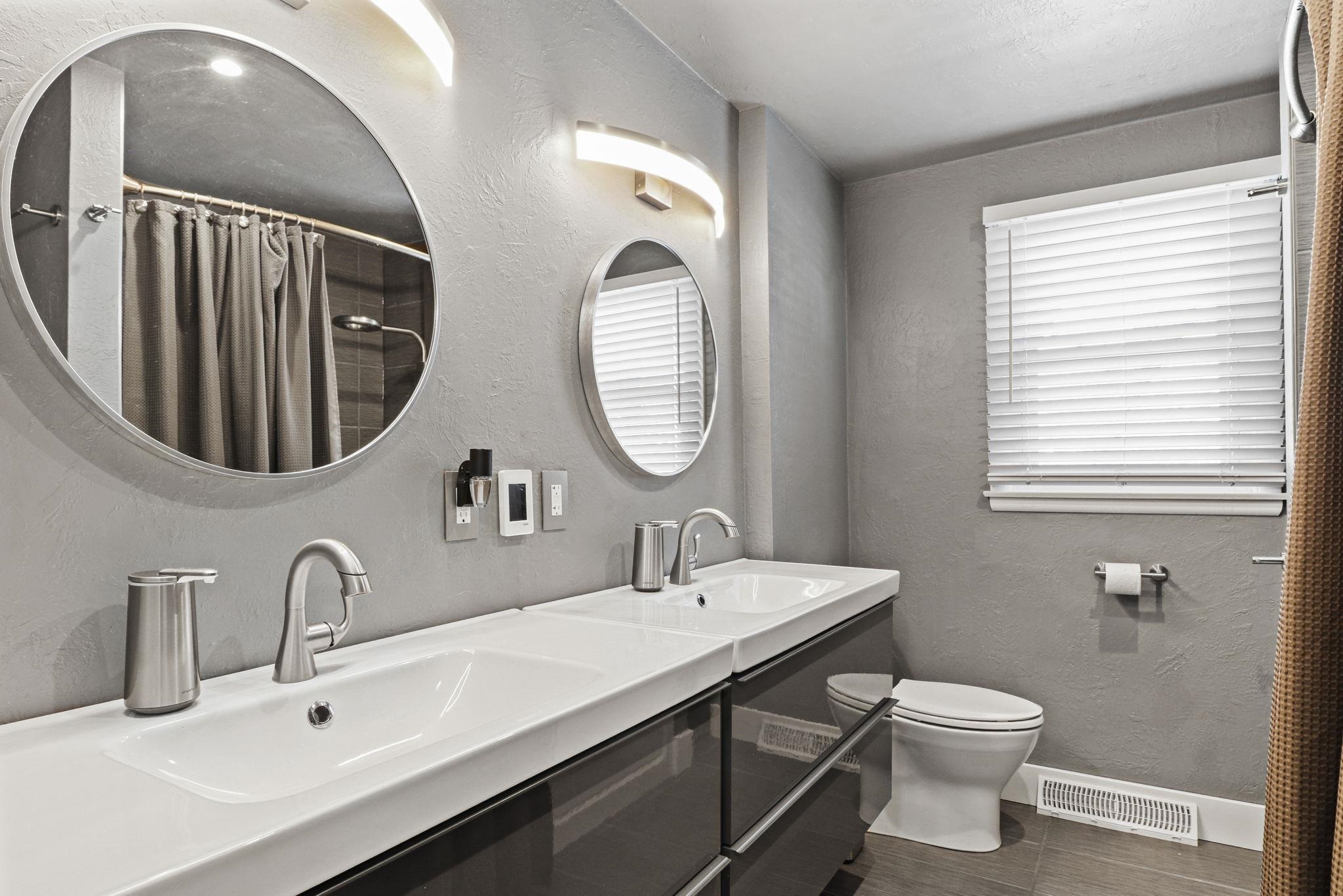 132 West MacArthur Street Sun Prairie, WI 53590 - Photo 21 of 36