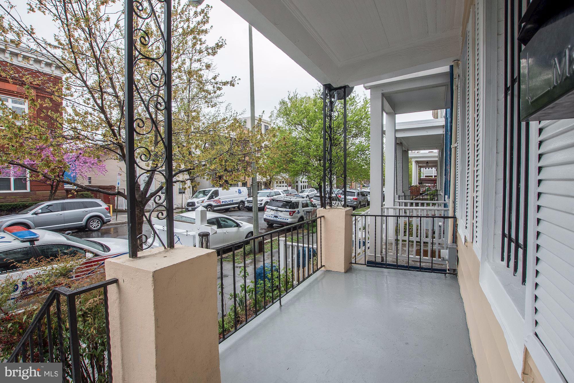 747 Park Road Northwest Washington, DC 20010 - Photo 2 of 37 Front