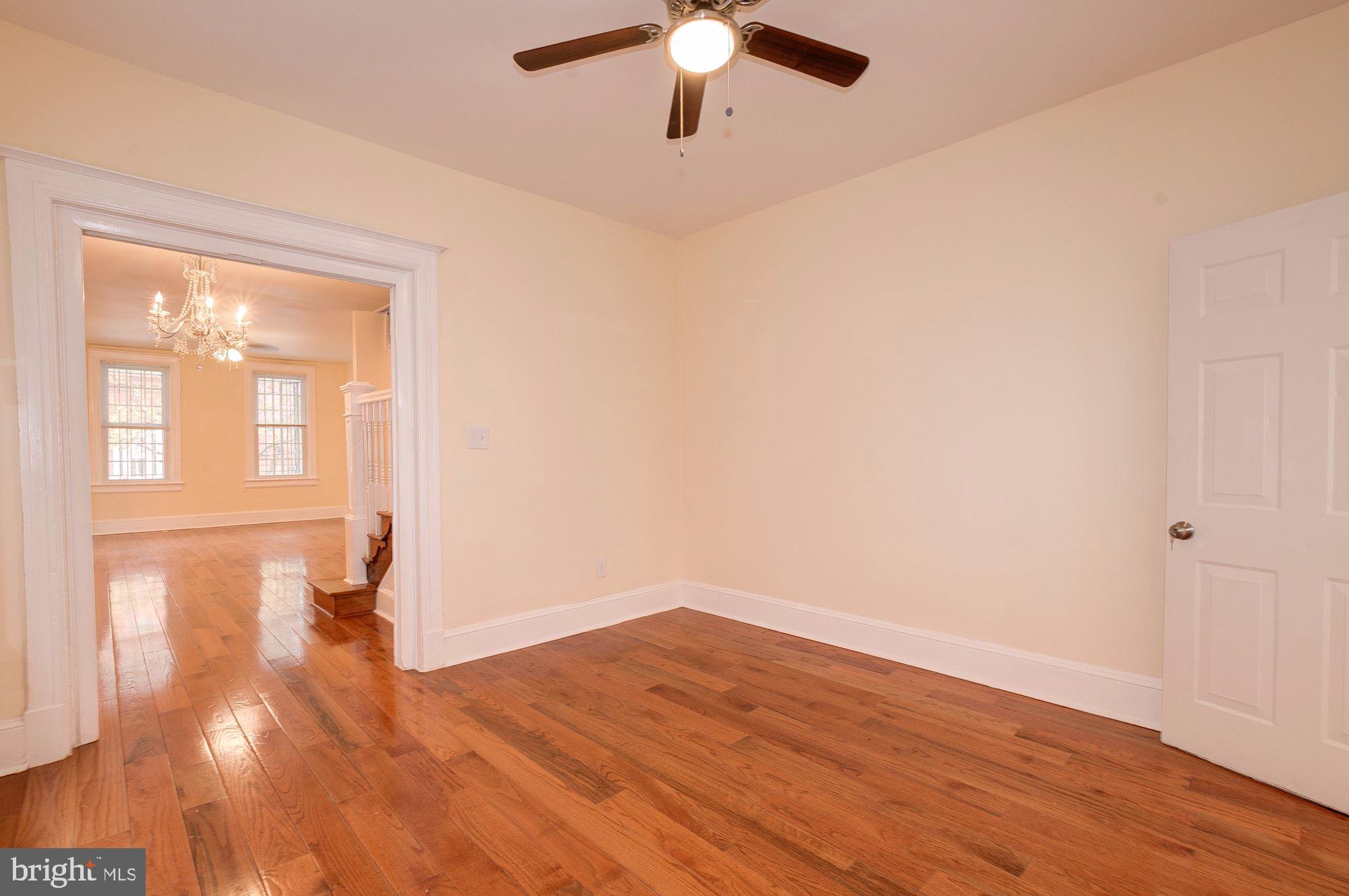 747 Park Road Northwest Washington, DC 20010 - Photo 11 of 37 Dining Room