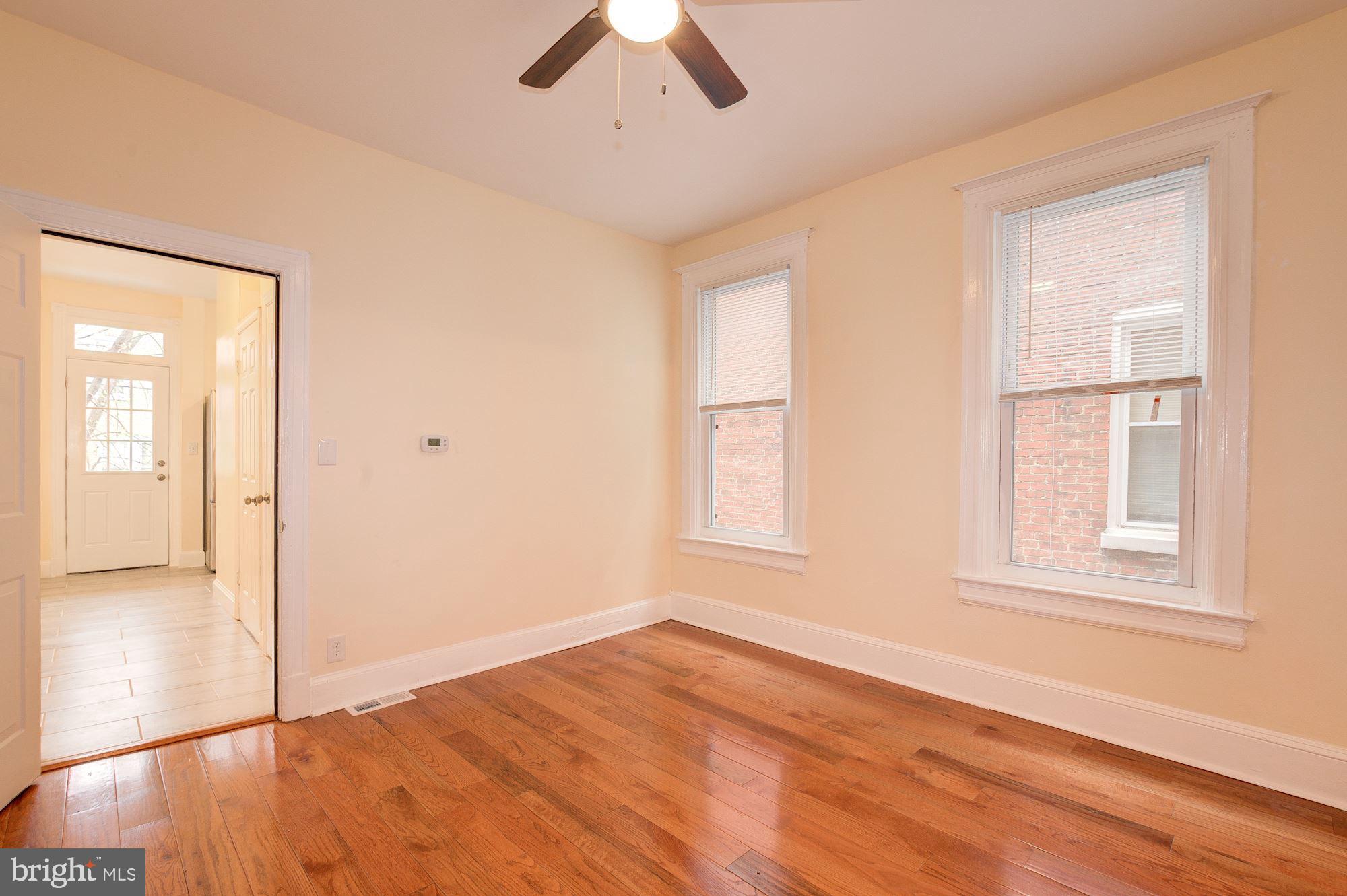 747 Park Road Northwest Washington, DC 20010 - Photo 10 of 37 Dining Room