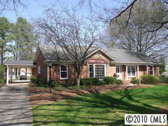 3209 Goneaway Road Charlotte, NC 28210 - Photo 1 of 8 Gallery Image 1