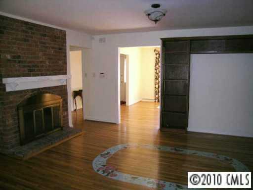 3209 Goneaway Road Charlotte, NC 28210 - Photo 3 of 8 Gallery Image 3