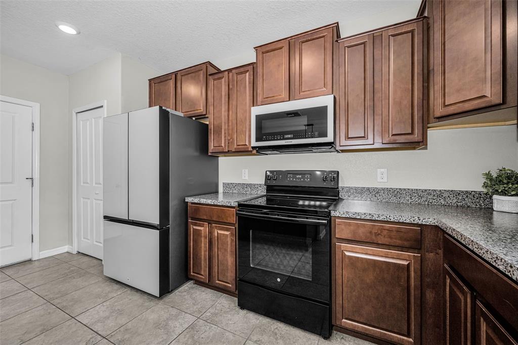 6780 Emerald Spring Loop New Port Richey, FL 34653 - Photo 16 of 83 Gallery Image 16