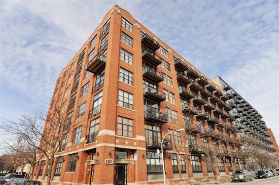 1250 West Van Buren Street, Unit 714 Chicago, IL 60607 - Photo 1 of 14