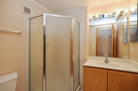1250 West Van Buren Street, Unit 714 Chicago, IL 60607 - Photo 5 of 14