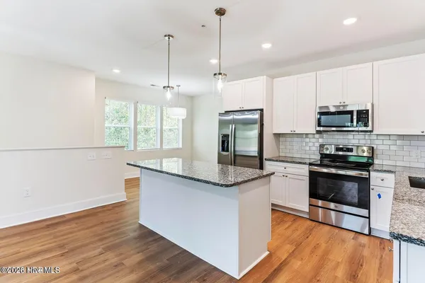 $2,300 | 1111 McRae Street, Wilmington, NC 28401