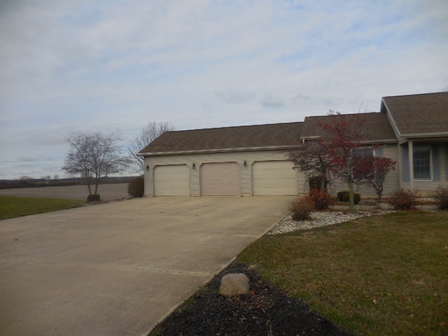 1234 West Ridge Road Rochester, IN 46975 - Photo 2 of 36