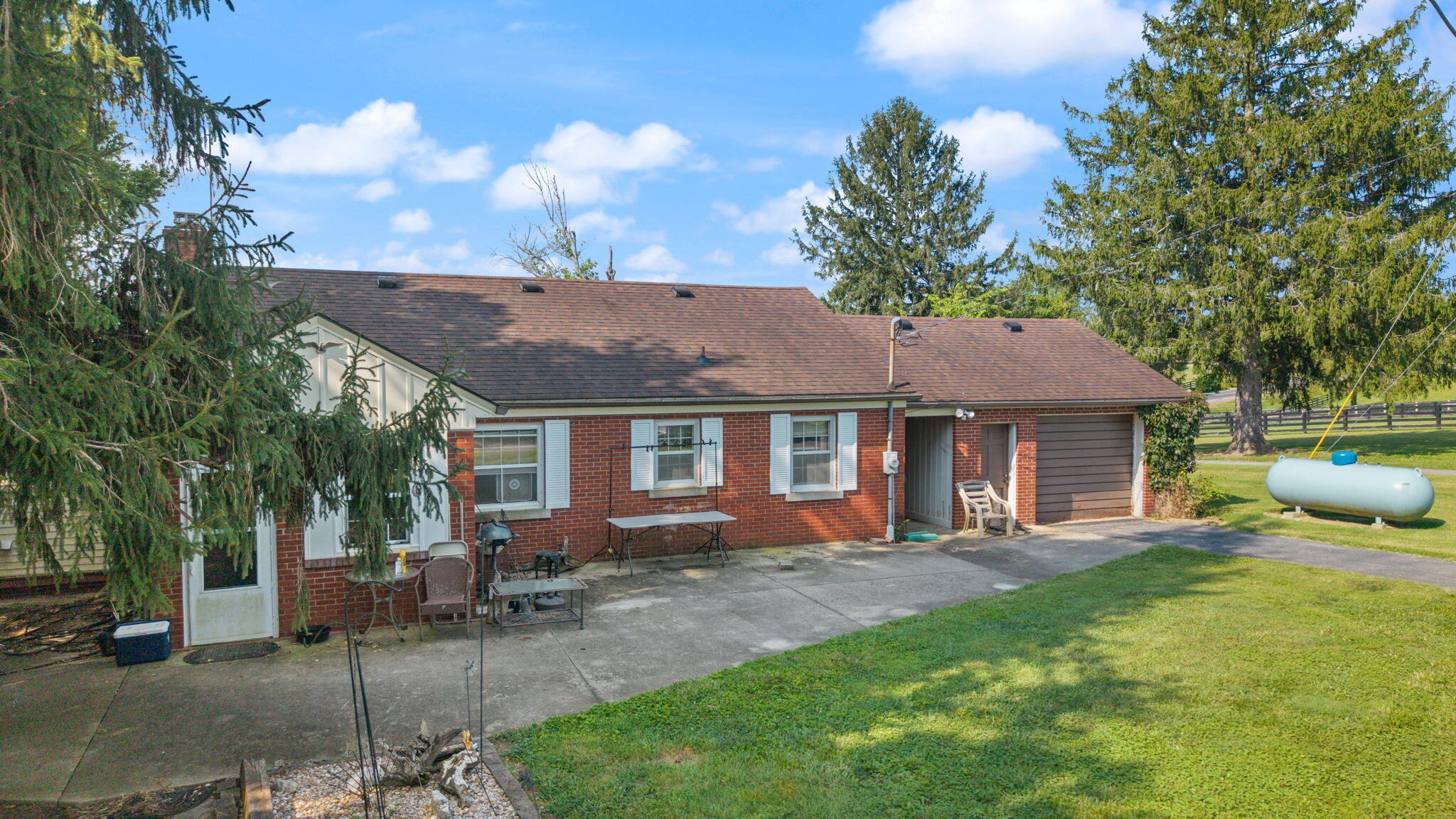 702 Rogers Road Lancaster, KY 40444 - Photo 3 of 60 46-web-or-mls-DJI_20260831104435_0931_D