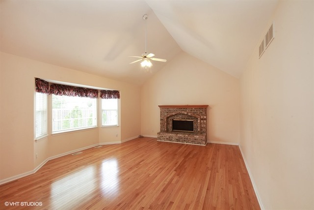 1222 Mason Street DeKalb, IL 60115 - Photo 7 of 18