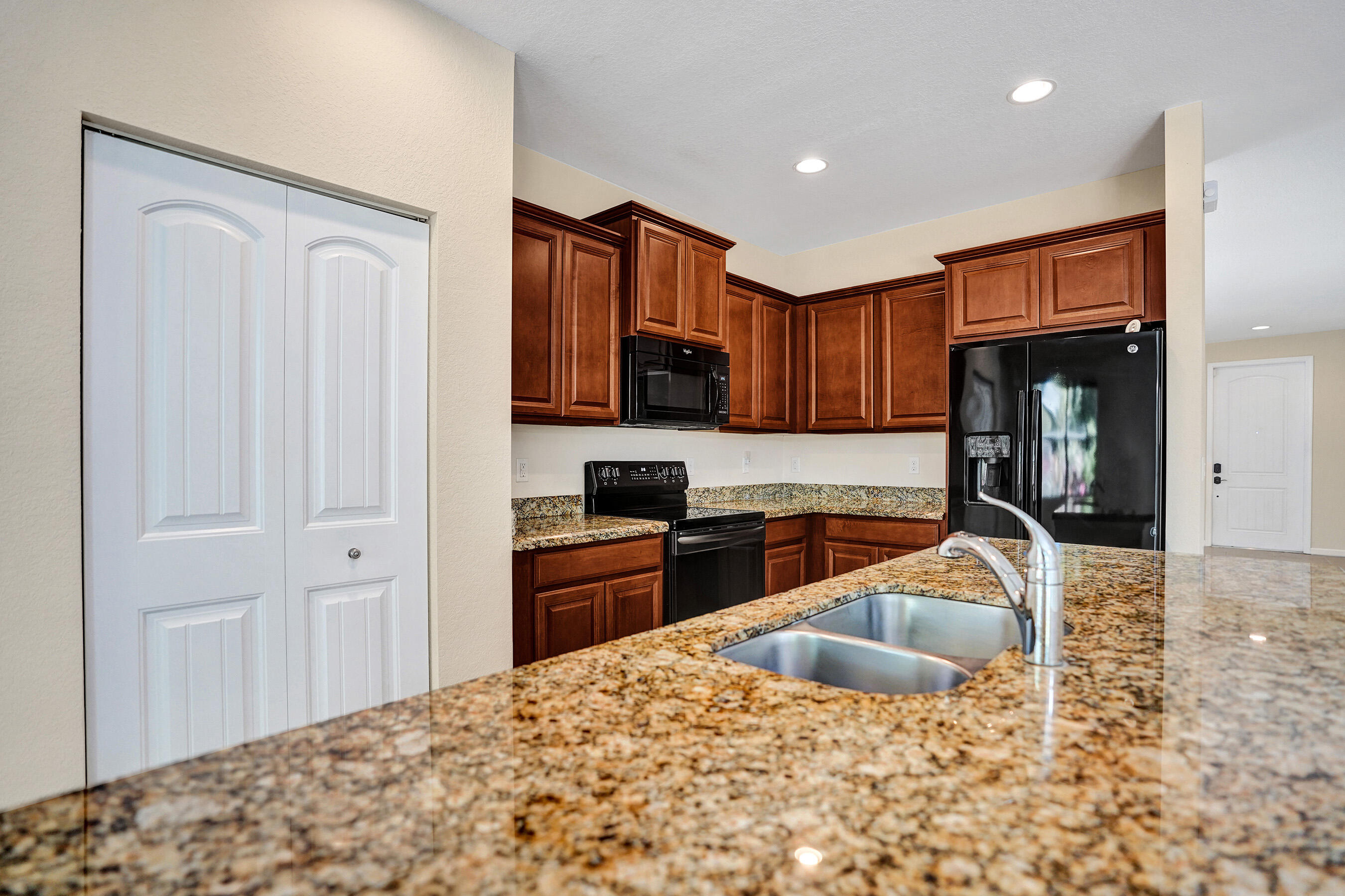 841 Palm Tree Lane West Palm Beach, FL 33415 - Photo 14 of 96 DSC00349