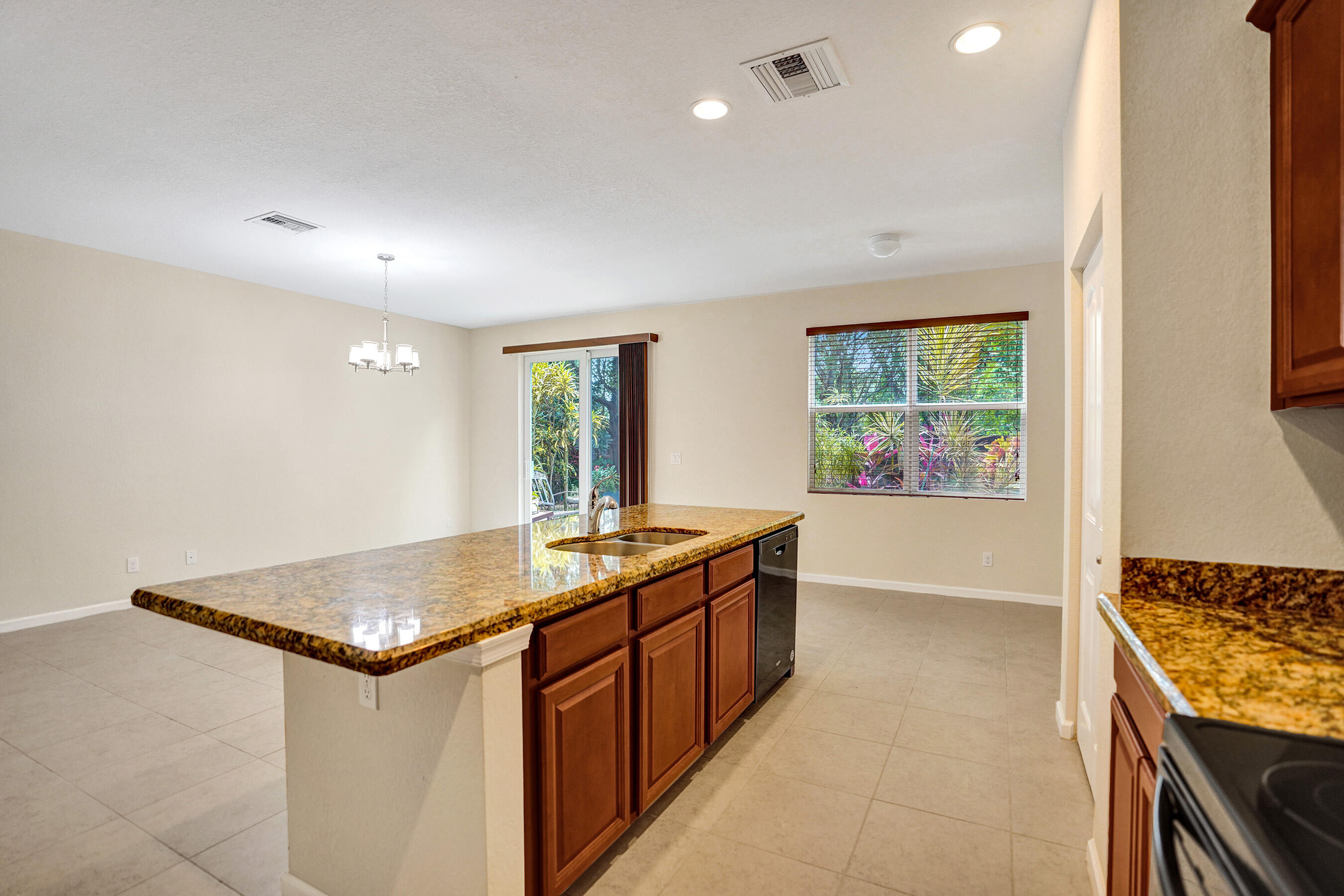 841 Palm Tree Lane West Palm Beach, FL 33415 - Photo 20 of 96 DSC00370