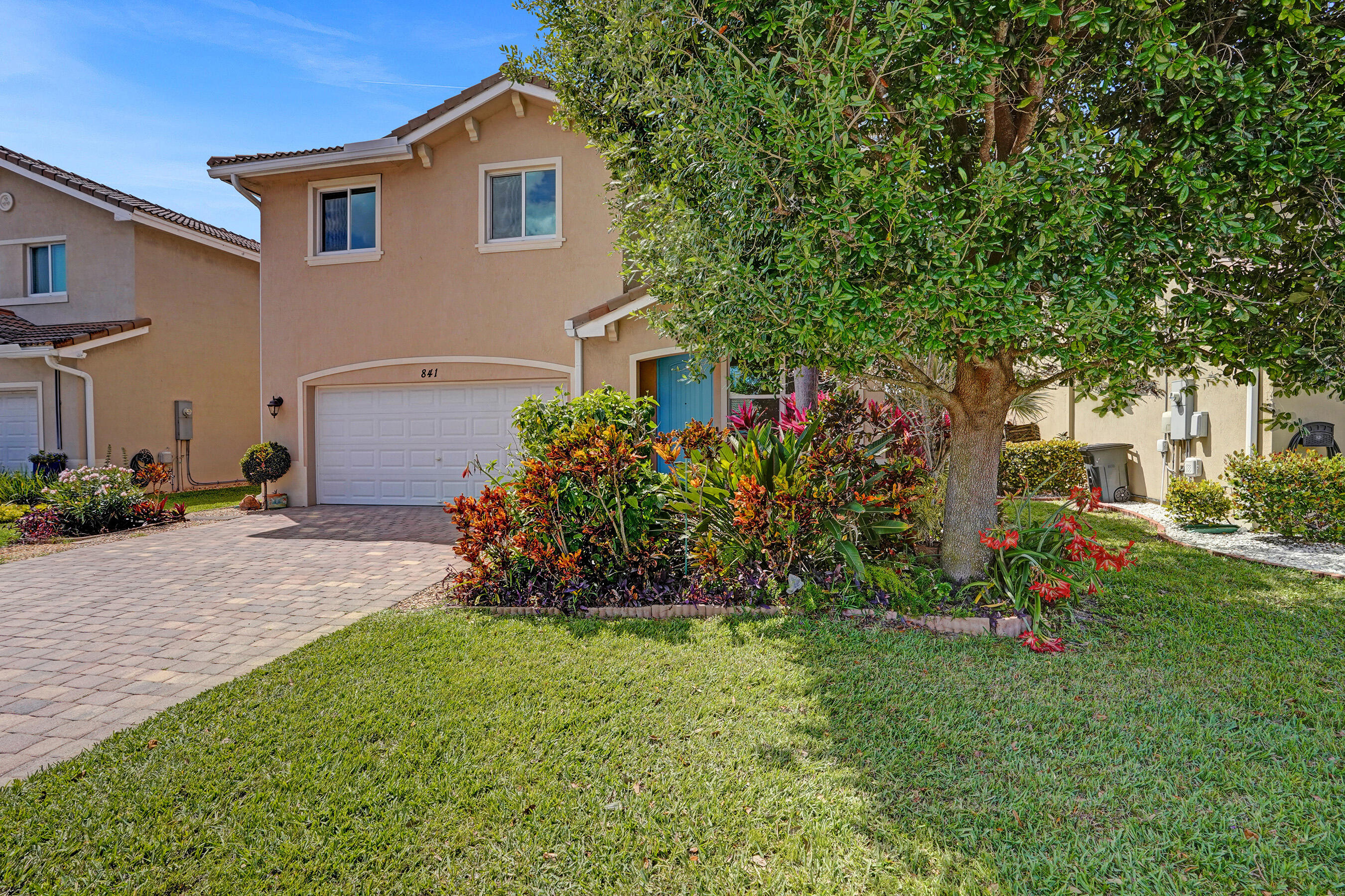 841 Palm Tree Lane West Palm Beach, FL 33415 - Photo 2 of 96 DSC00613