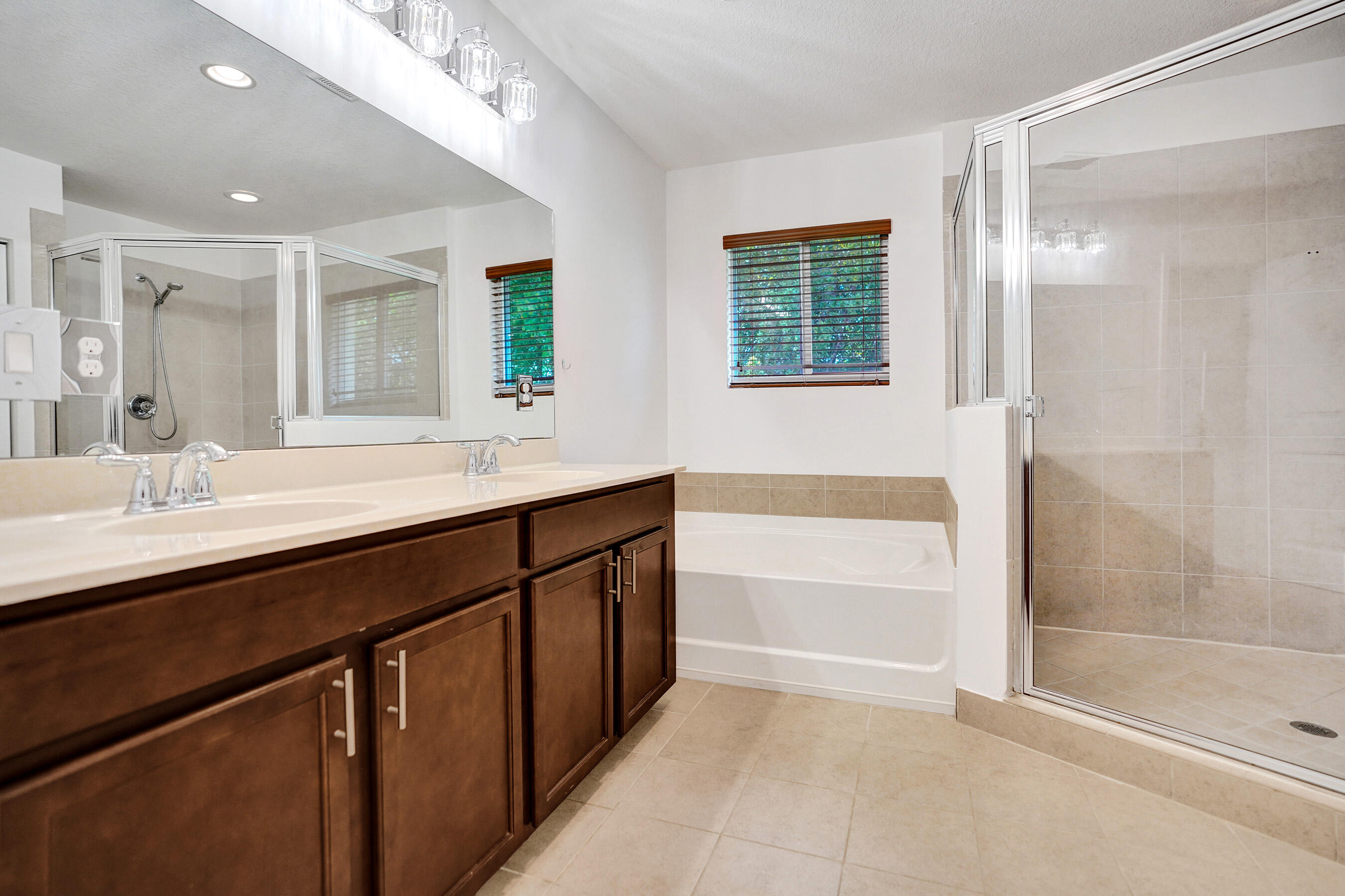 841 Palm Tree Lane West Palm Beach, FL 33415 - Photo 35 of 96 DSC00568