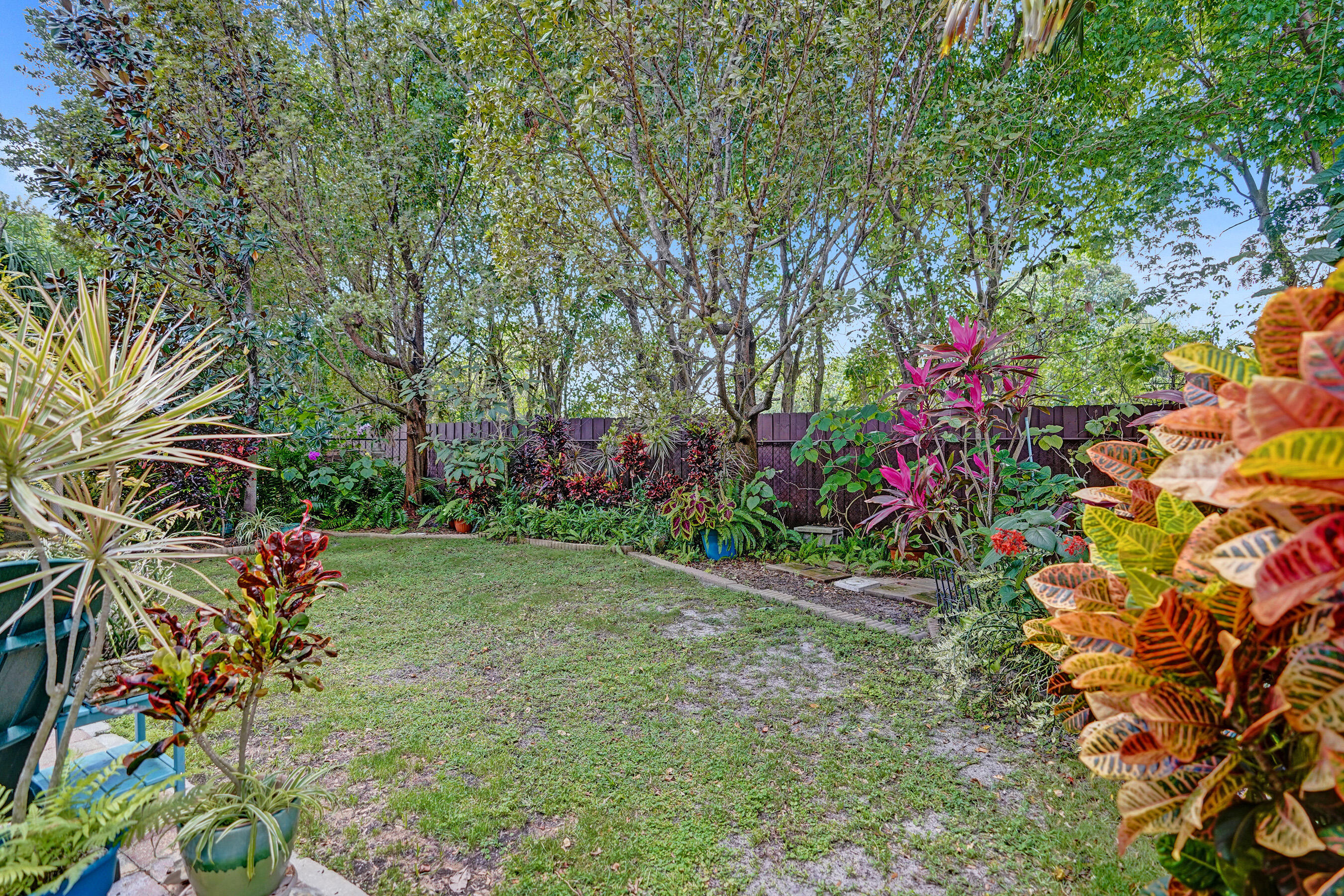 841 Palm Tree Lane West Palm Beach, FL 33415 - Photo 87 of 96 DSC00403