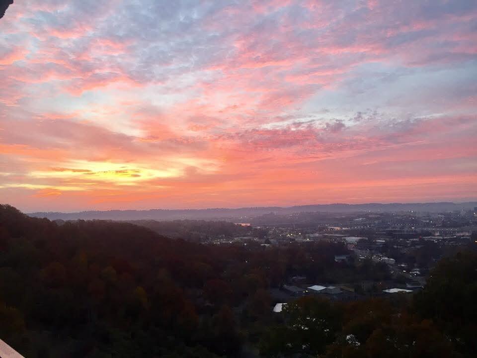 1131 Stringers Ridge Road, Unit 11G Chattanooga, TN 37405 - Photo 2 of 40 SPECTACULAR VIEWS