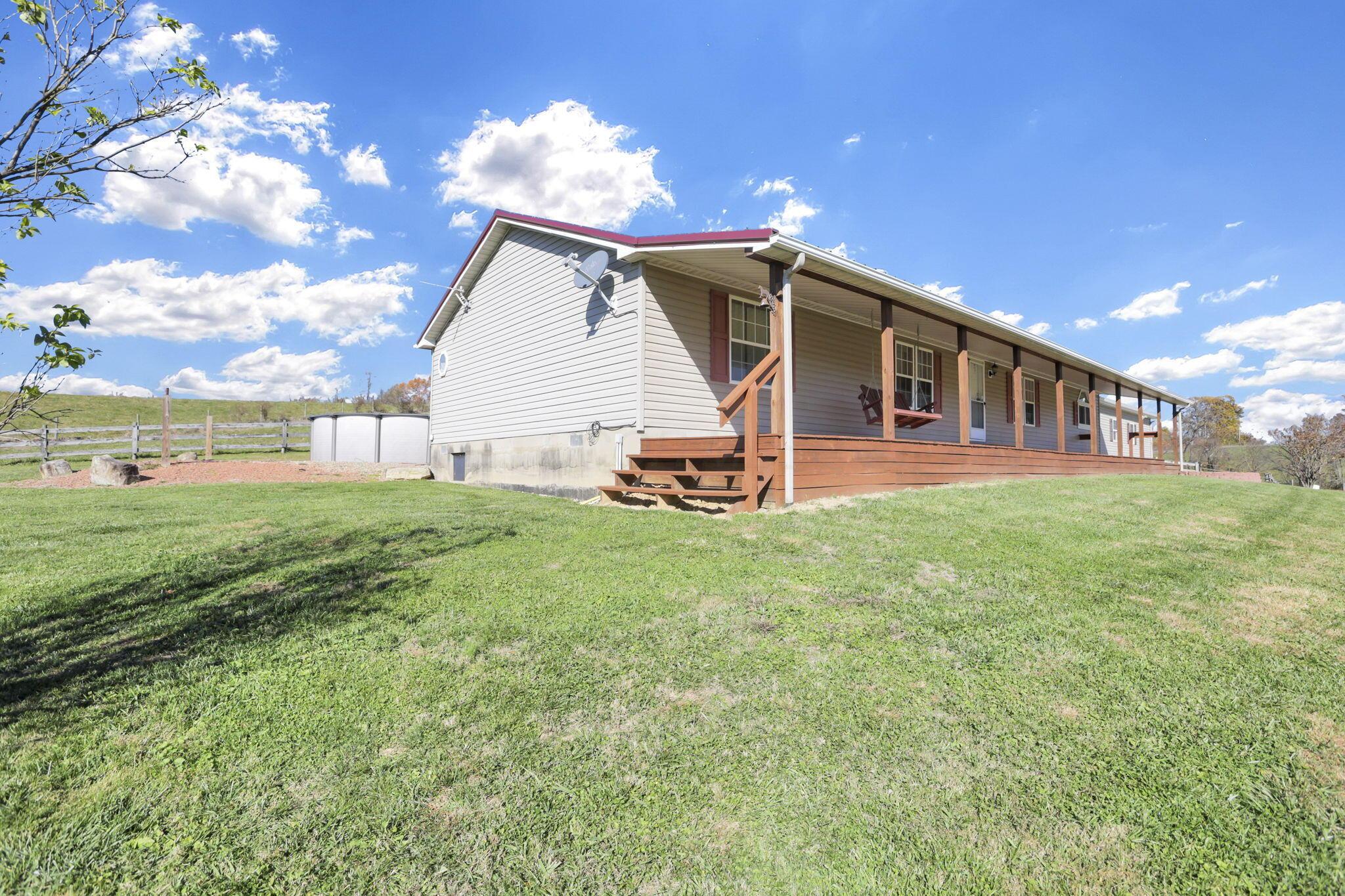 38482 Scout Road Logan, OH 43138 - Photo 52 of 86 55-web-or-mls-LO5A9061