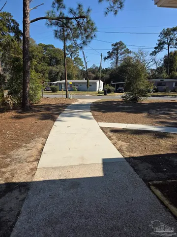$1,750 | 207 Hart Drive, Pensacola, FL 32503