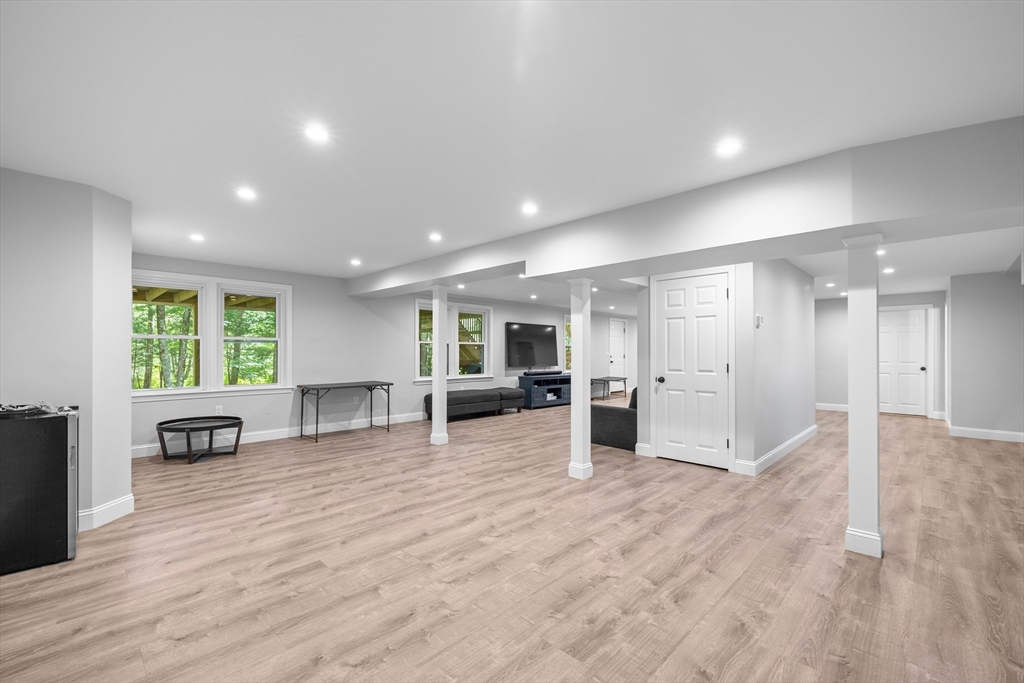 10 Fieldstone Way Boxford, MA 01921 - Photo 31 of 42