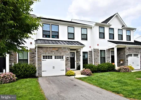 $465,900 | 8043 Milltown Circle, Cheltenham, PA 19012