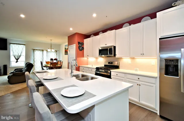 $465,900 | 8043 Milltown Circle, Cheltenham, PA 19012