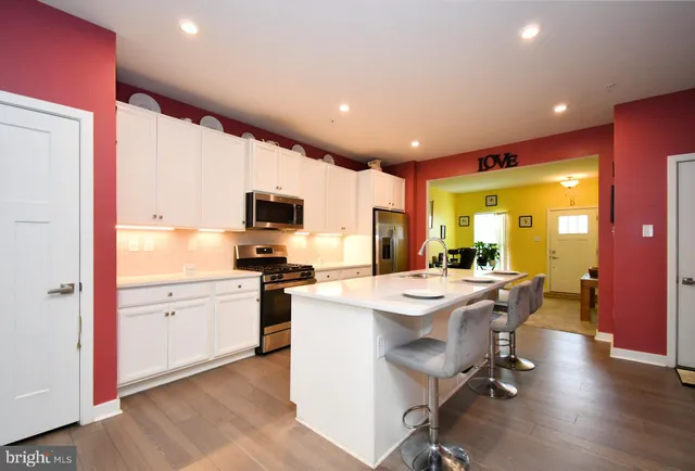 $465,900 | 8043 Milltown Circle, Cheltenham, PA 19012