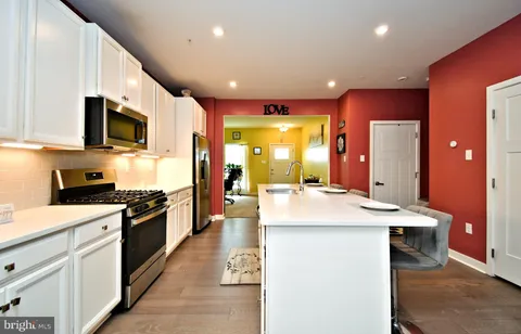 $465,900 | 8043 Milltown Circle, Cheltenham, PA 19012