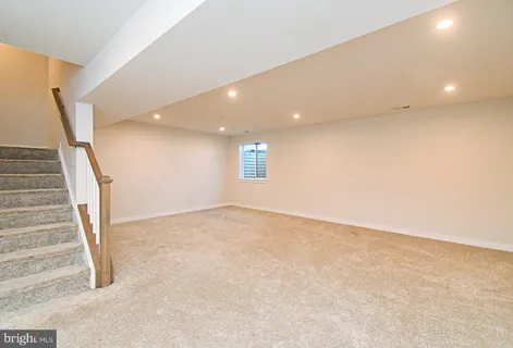 an empty room with a empty space