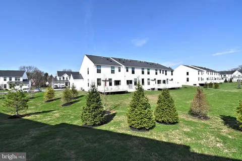 $464,900 | 8043 Milltown Circle, Cheltenham, PA 19012