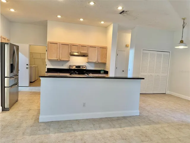 $899,000 | 111 41st Street Northeast, Bradenton, FL 34208