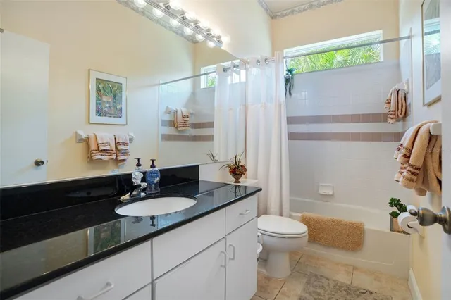 $899,000 | 111 41st Street Northeast, Bradenton, FL 34208