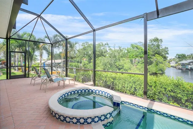 $899,000 | 111 41st Street Northeast, Bradenton, FL 34208