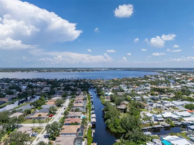 $899,000 | 111 41st Street Northeast, Bradenton, FL 34208