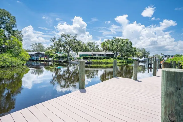 $899,000 | 111 41st Street Northeast, Bradenton, FL 34208