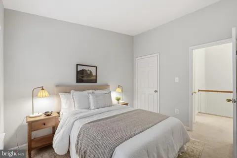 $499,900 | 5134 Castle Harbor Way, Unit 62, Centreville, VA 20120