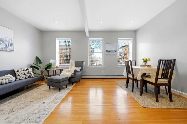 $679,000 | 469 Shawmut Avenue, Unit 1, Boston, MA 02118