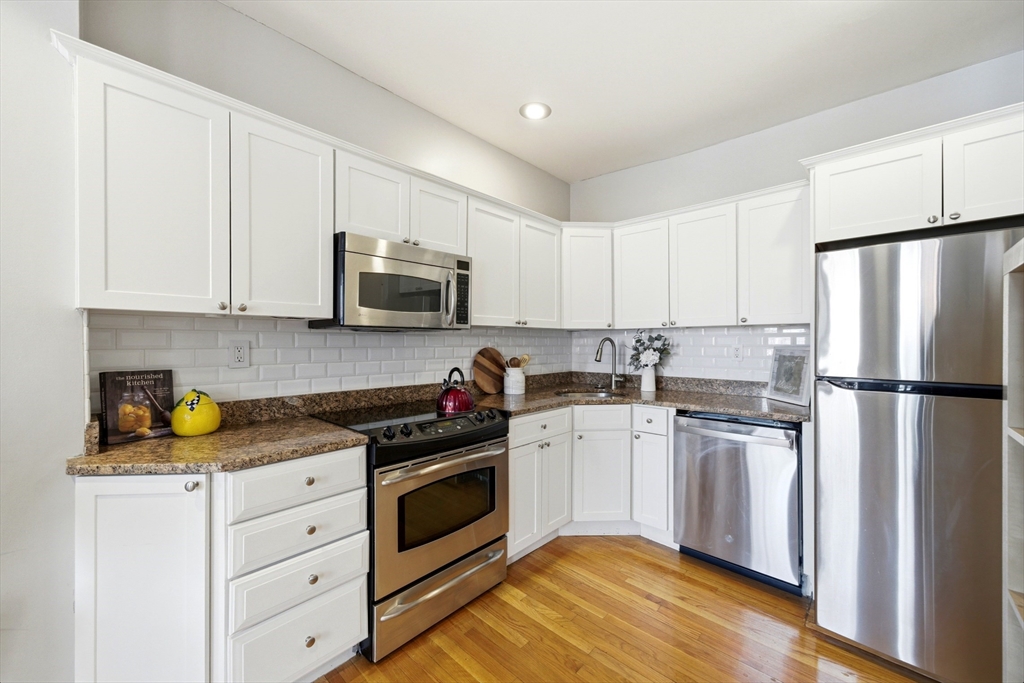 469 Shawmut Avenue, Unit 1 Boston, MA 02118 - Photo 7 of 25